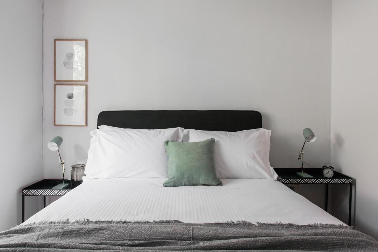 Pleasant 2Br Apartment Near Helexpo By Upstreet Atene Esterno foto