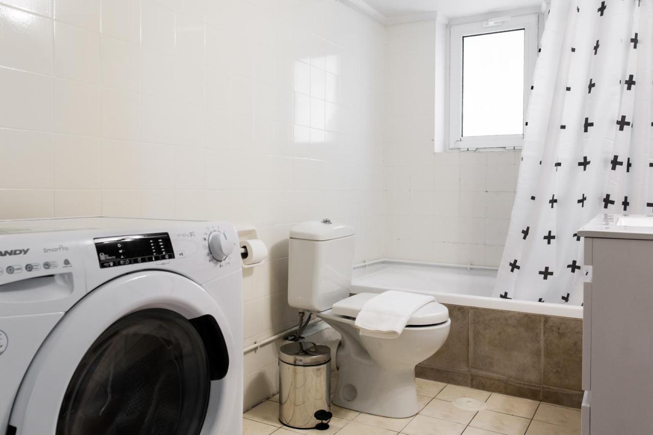 Pleasant 2Br Apartment Near Helexpo By Upstreet Atene Esterno foto